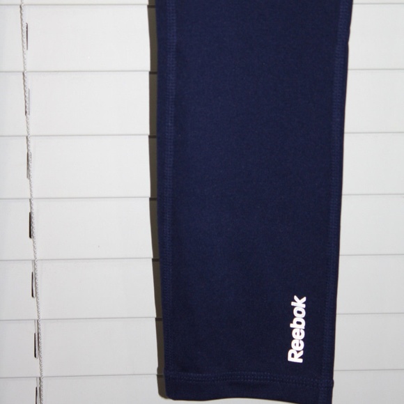 Reebok Women's  Leggings Size S/CH - Picture 6 of 8